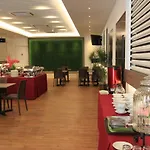 Molek Garden Hotel
