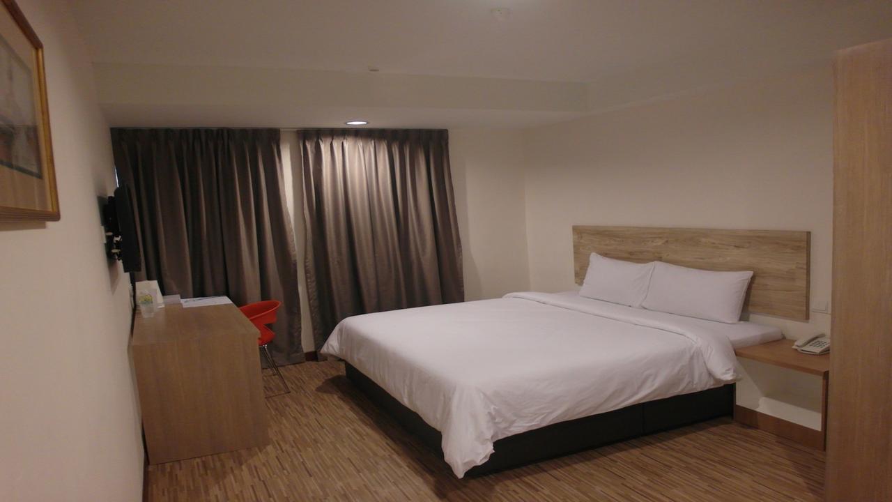 Hotel Molek Garden 2*